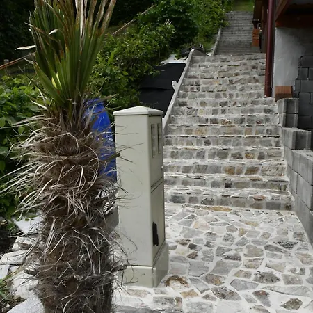 Pocitniska Hisa Rema Holiday home